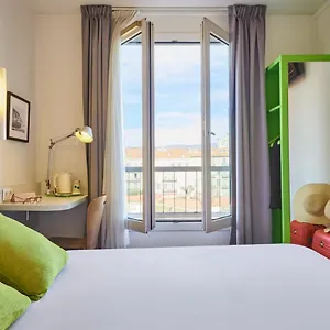 *** Hotel Campanile Centre Acropolis Francia
